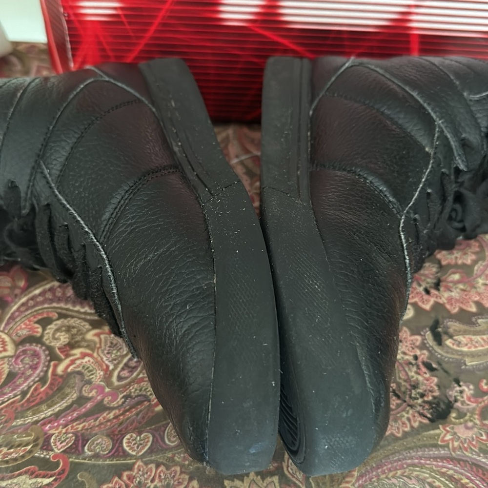 FILA Black BOYS' IMPRESS SNEAKERS size 4 - Picture 4 of 7